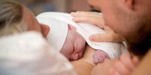 Babyfoto nach der Geburt